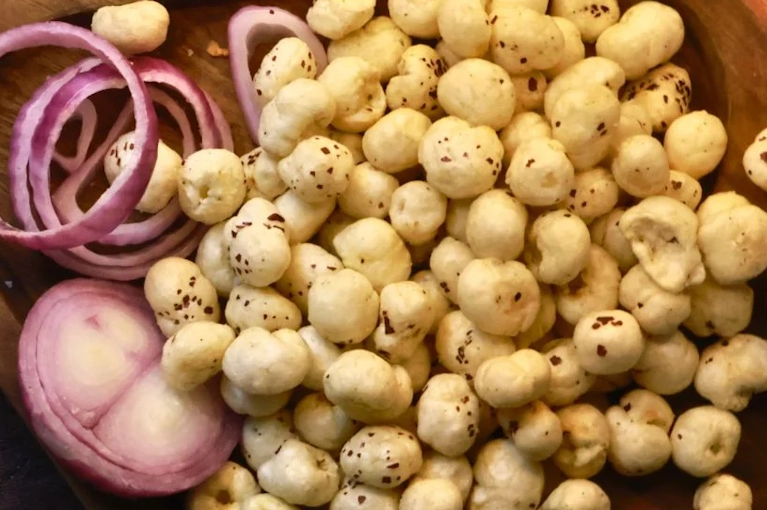 Cream & Onion Makhana
