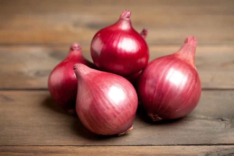 Onion (Pyaaz)