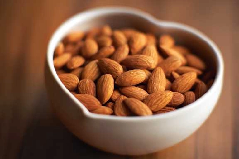Gurbandi  Almonds